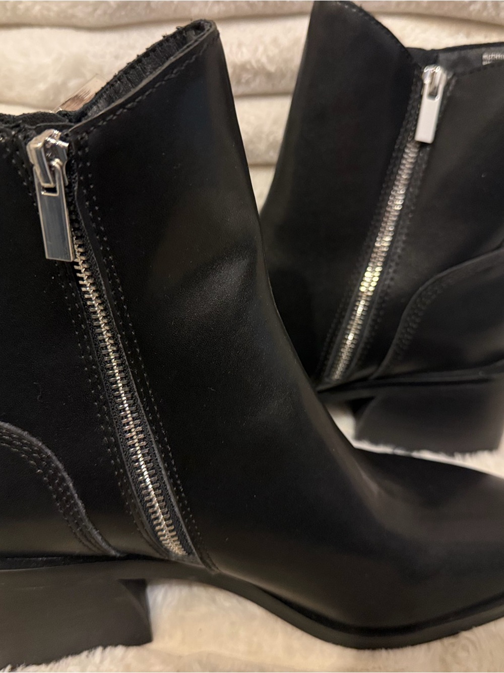 Steve Madden Black Leather Ankle Booties with Side Zips